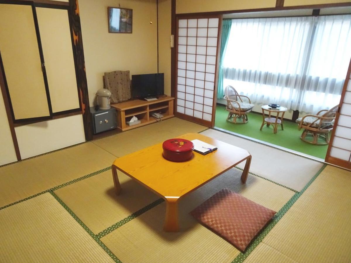 فندق 阿寺温泉 フォレスパ木曽あてら荘 Okuwa المظهر الخارجي الصورة